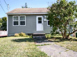 58 Thornhill Dr, Halifax, NS B3R2B4