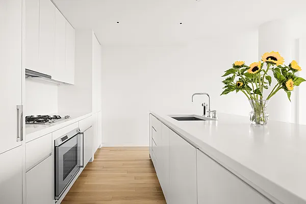 Sold by Erica Sullivan, LREB | media 9