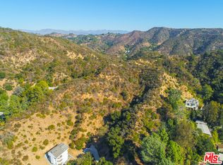 10222 W Oletha Ln, Los Angeles, CA 90077