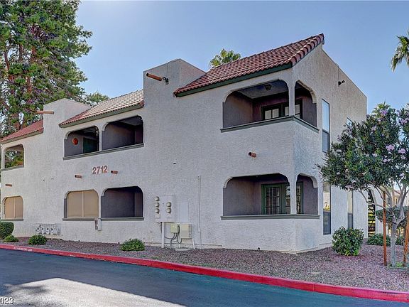 3rd image of 2712 Sunfish Dr Unit A