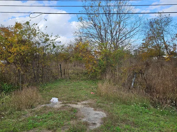 10 Highway Blvd, Baytown, TX 77520