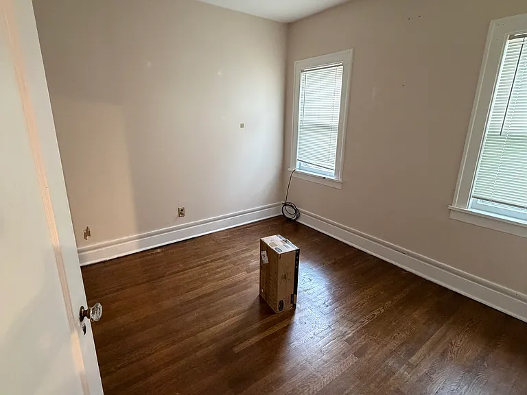 432 Porter Ave #2 — Photo 5