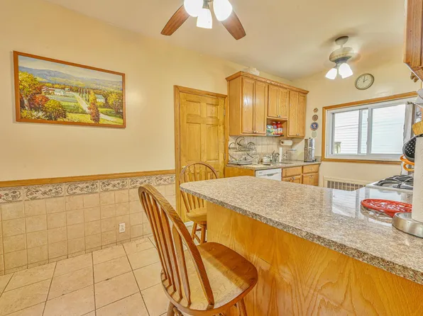 84-17 Chapin Parkway image 8 of 31