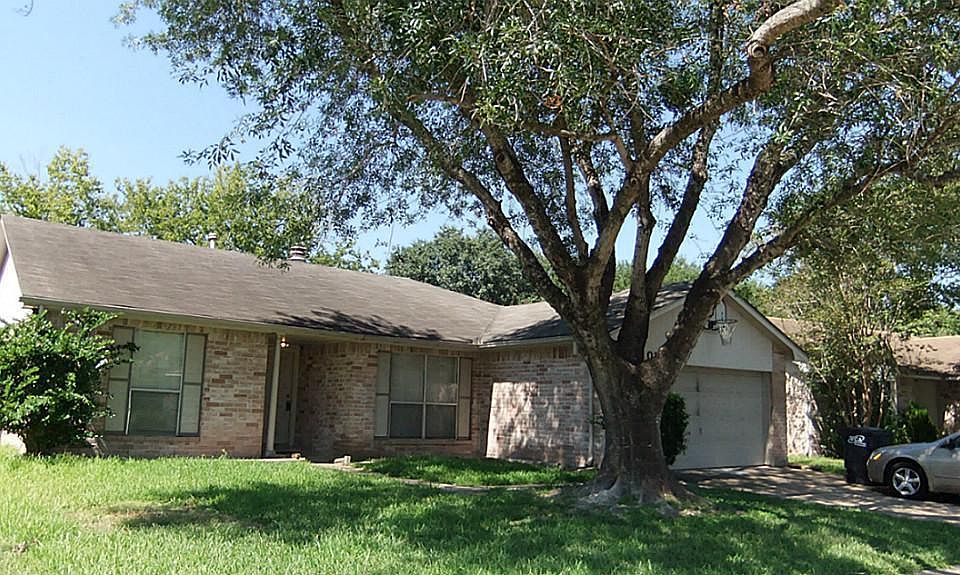 1st image of 10708 Garden Place Dr