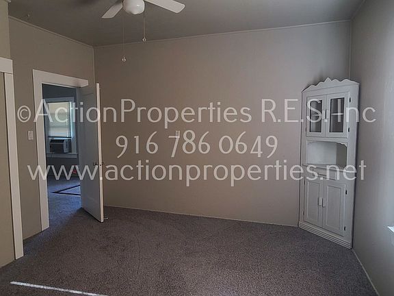 2nd image of 200 Cherry St