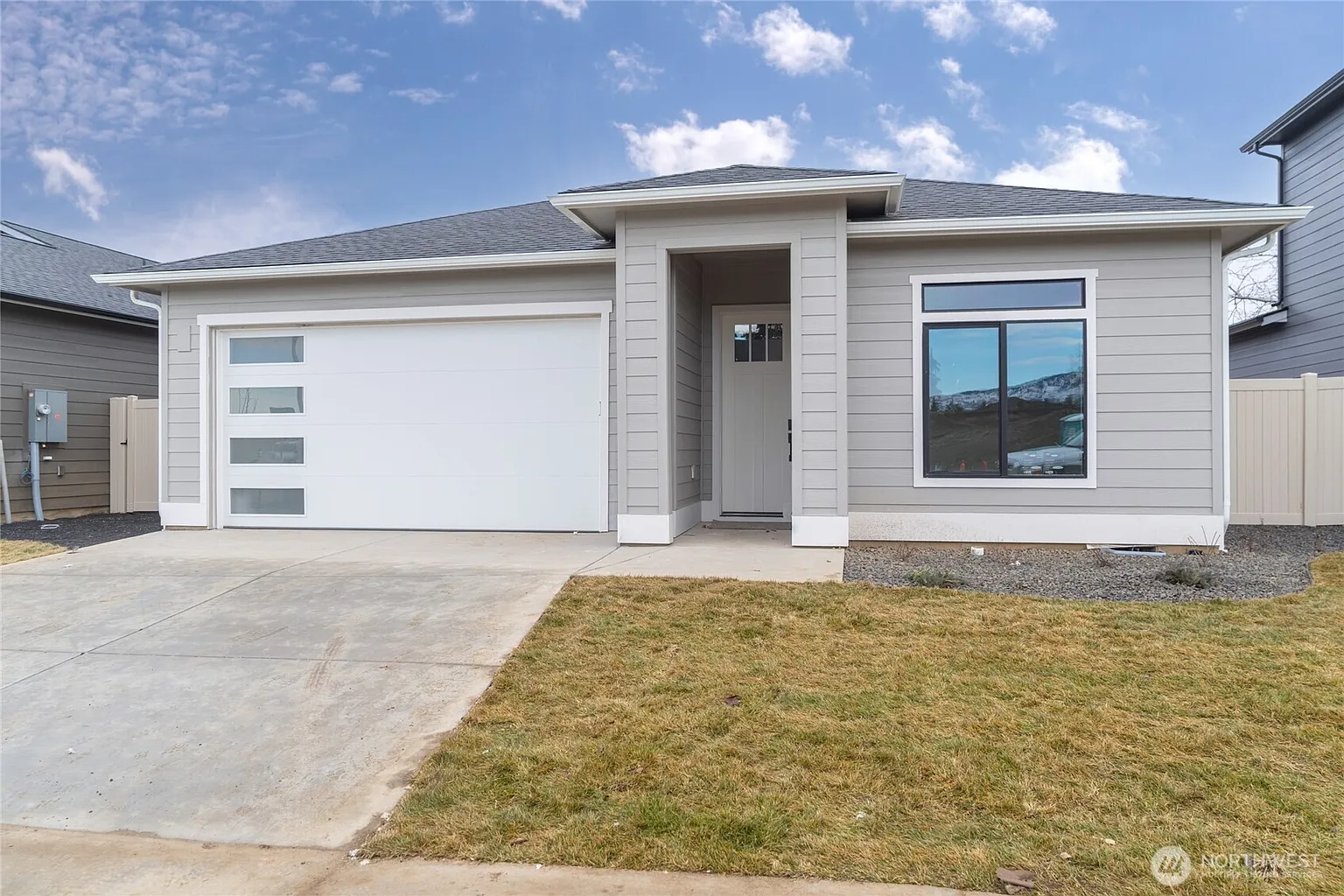 579 S Perry Avenue Lot 3 photo 1