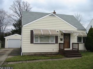 96 Iroquois St, Struthers, OH
