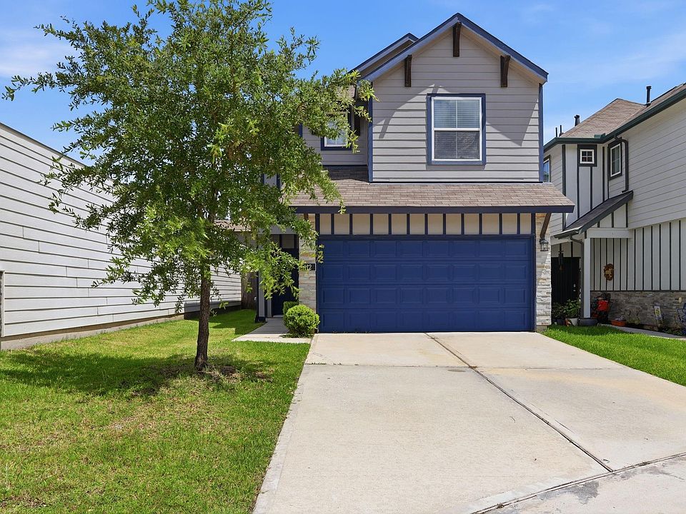 1st image of 112 Camelot Place Ct