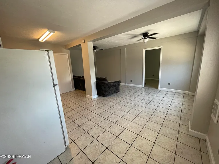 411 N Oleander Ave #3 — Photo 3