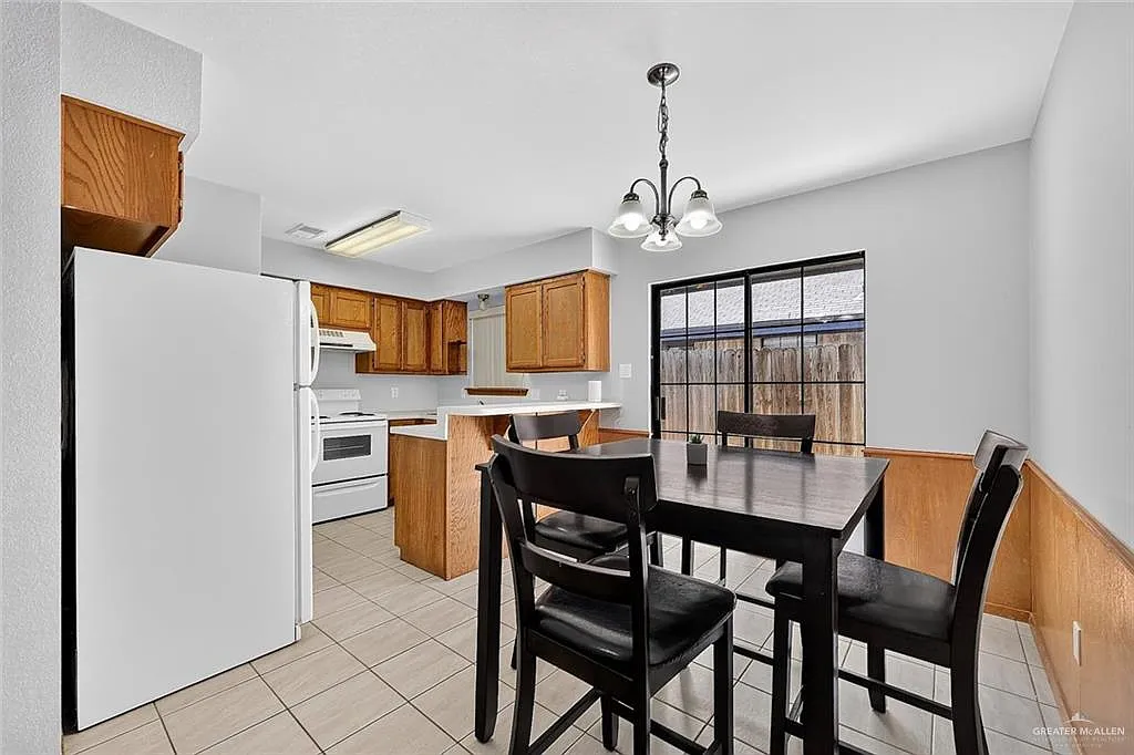 2 bed, 2.0 bath, 1078 sqft, $1,500 — Photo 4