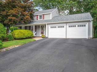 10 Roselawn Ave, Forestdale, RI 02824