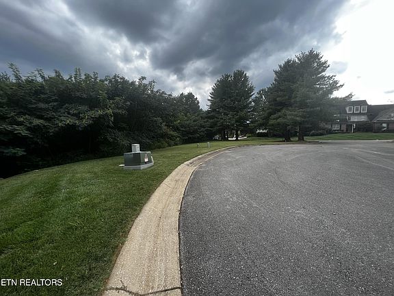 5th image of 8942 Legends Lake Ln Lot 148R
