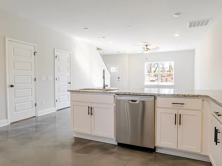 1054 Serenity Ln — Photo 14