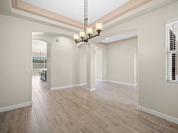 5th image of 5884 Valle Calma Dr