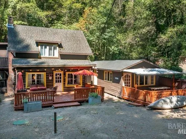 11824 Redwood Road, Forestville, CA 95436