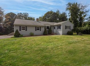 12 Macalpine Way, Danbury, CT 06811