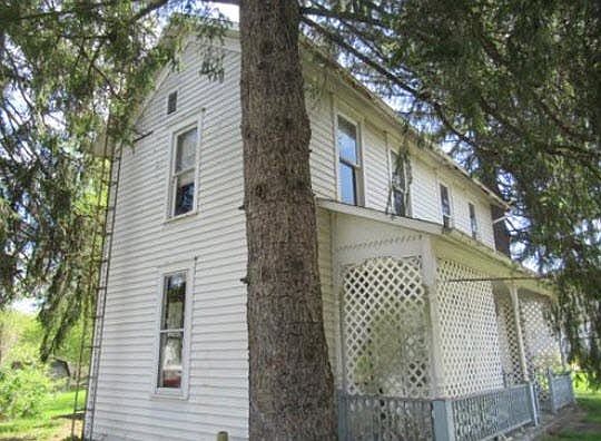 4th image of 156 James St
