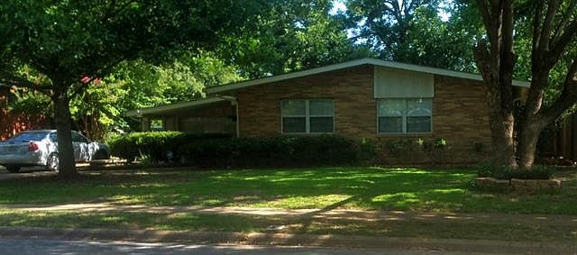 1st image of 2119 Miriam Ln