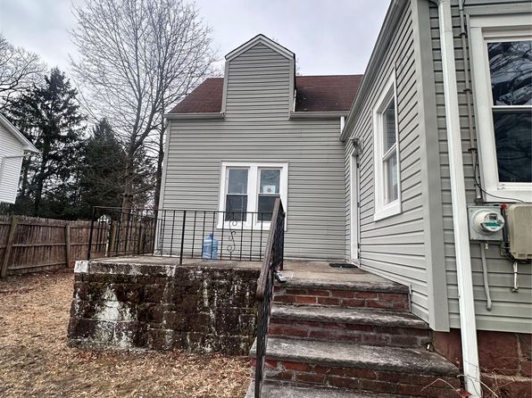 35 Lindbergh Lane, New City, NY 10956