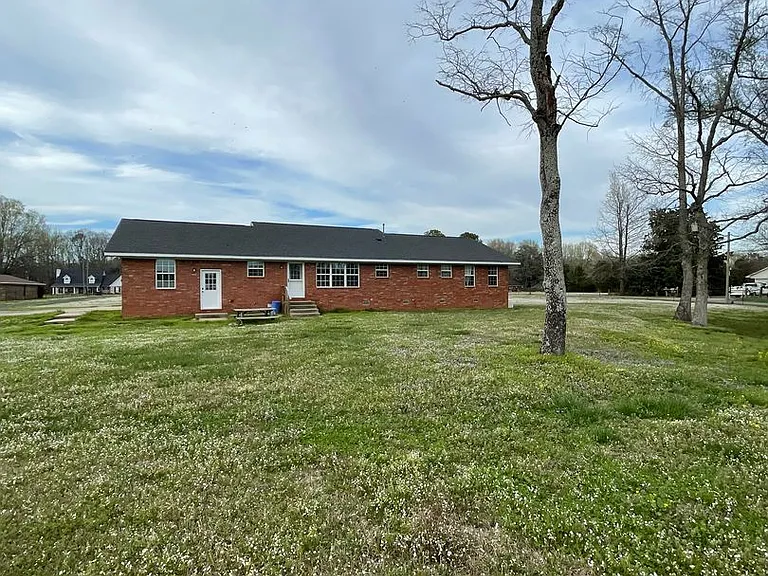 12313 Jacksonville Cato Rd N — Photo 3