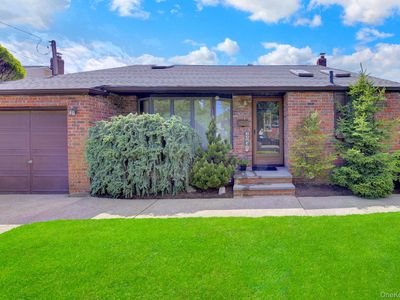 312 Eastlake Avenue, Massapequa Park, NY, 11762