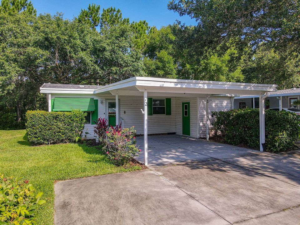 1st image of 12 Green Forest Dr