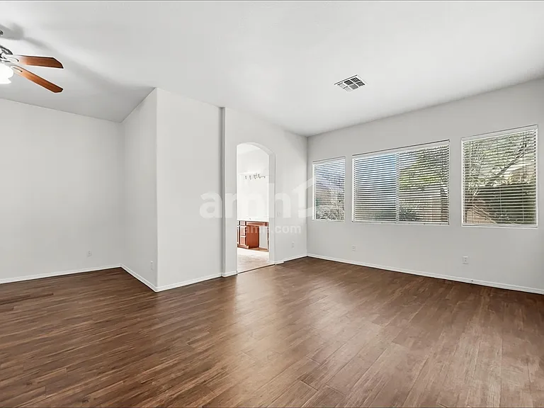3587 W Morgan Ln — Photo 11