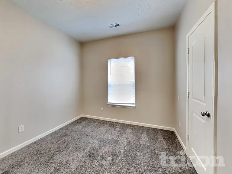 2771 Anchusa Dr — Photo 10
