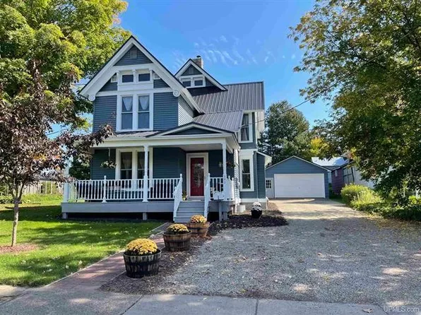 342 S Marquette St, Ironwood, MI 49938