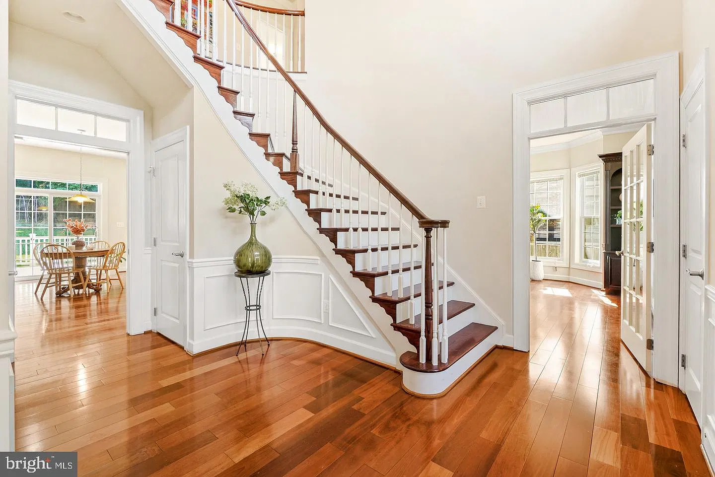 6 bed, 6.5 bath, 7022 sqft, $7,950 — Photo 4