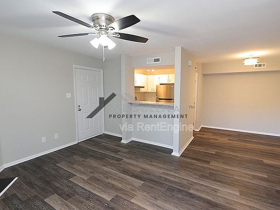 4th image of 3702 Chimney Ridge Pl #106-1