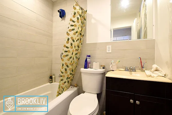 Rented by null | media 6