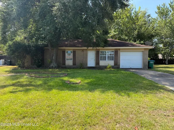 4610 Chippewa Ave, Pascagoula, MS 39581