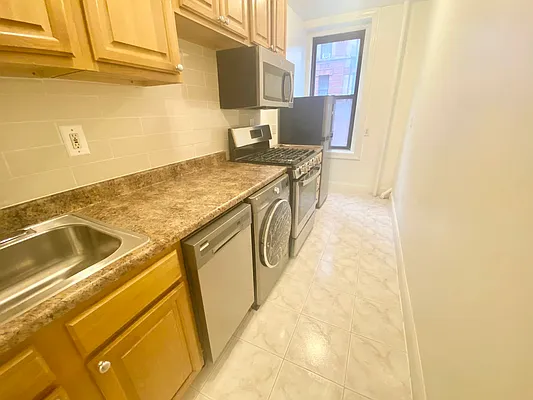 Rented by JM Preston Properties LLC | media 9