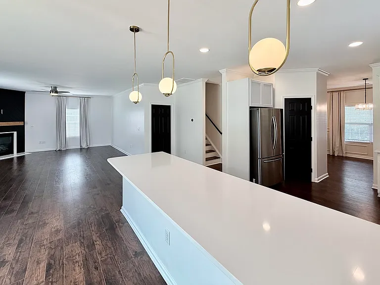 4604 Miller Dr — Photo 15