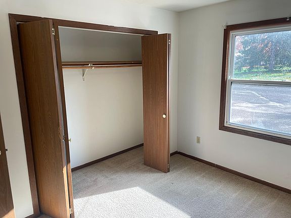 4th image of 1408 15th St SE #5