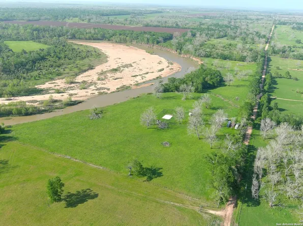 3780 Co Rd 257, Egypt, TX 77488