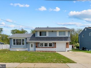 508 Jamestown Rd, Edgewater Park, NJ 08010