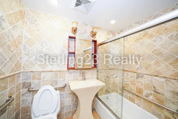 Rented by Sterling Realty Solution Inc | media 21