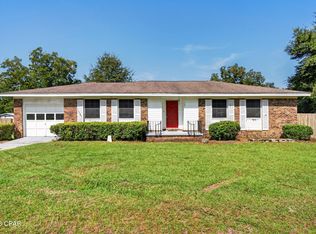 760 Brown St, Chipley, FL 32428
