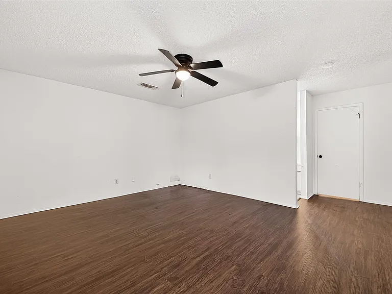 6203 Downwood Forest Dr — Photo 22