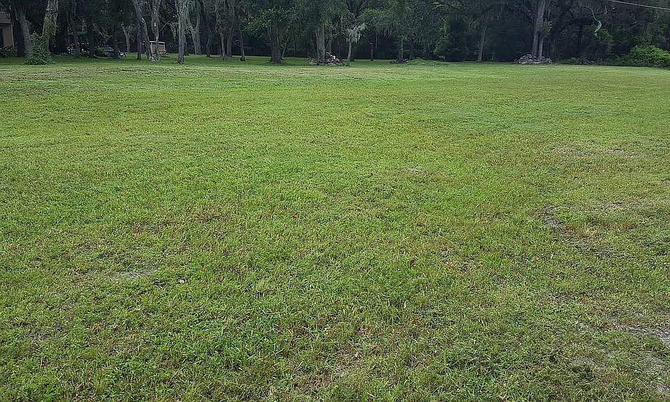2nd image of 1304 Ridge Top Dr