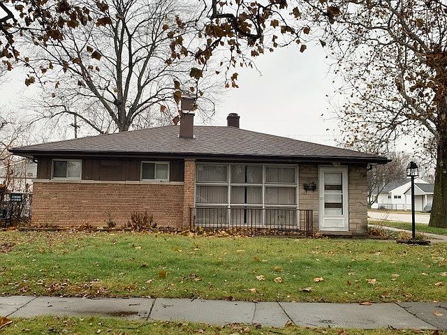 1st image of 17202 Lorenz Ave