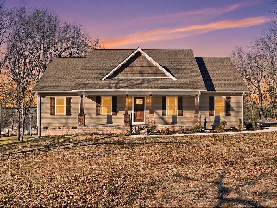 1st image of 307 Ledgeview Dr