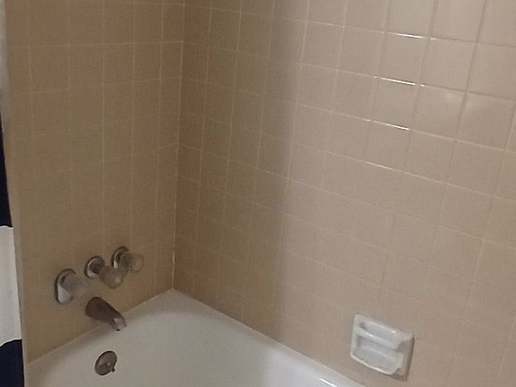 5th image of 101 S Oceanshore Blvd #101