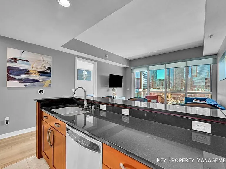4525 Dean Martin Dr #1101 — Photo 11