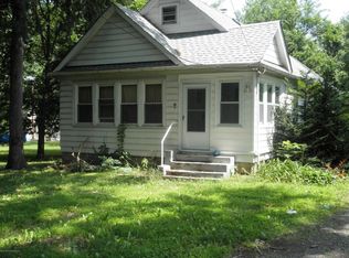 97 Davidson Mill Rd, North Brunswick, NJ 08902