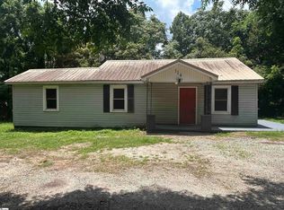 112 Old Bent Bridge Rd, Greenville, SC 29611