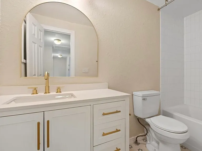 4301 S Alton Pl — Photo 14