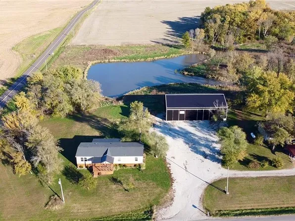 410 Highway K, Laredo, MO 64652